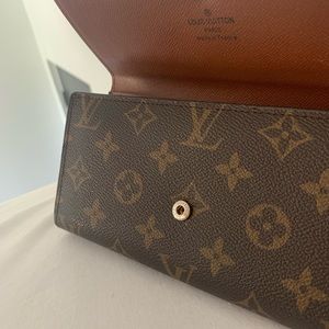 Louis Vuitton Long Wallet